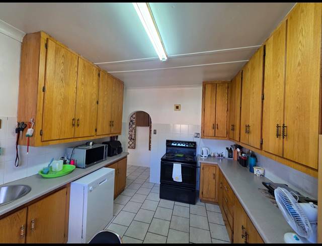 3 BEDROOM HOUSE FOR SALE IN SASOLBURG EXT 3